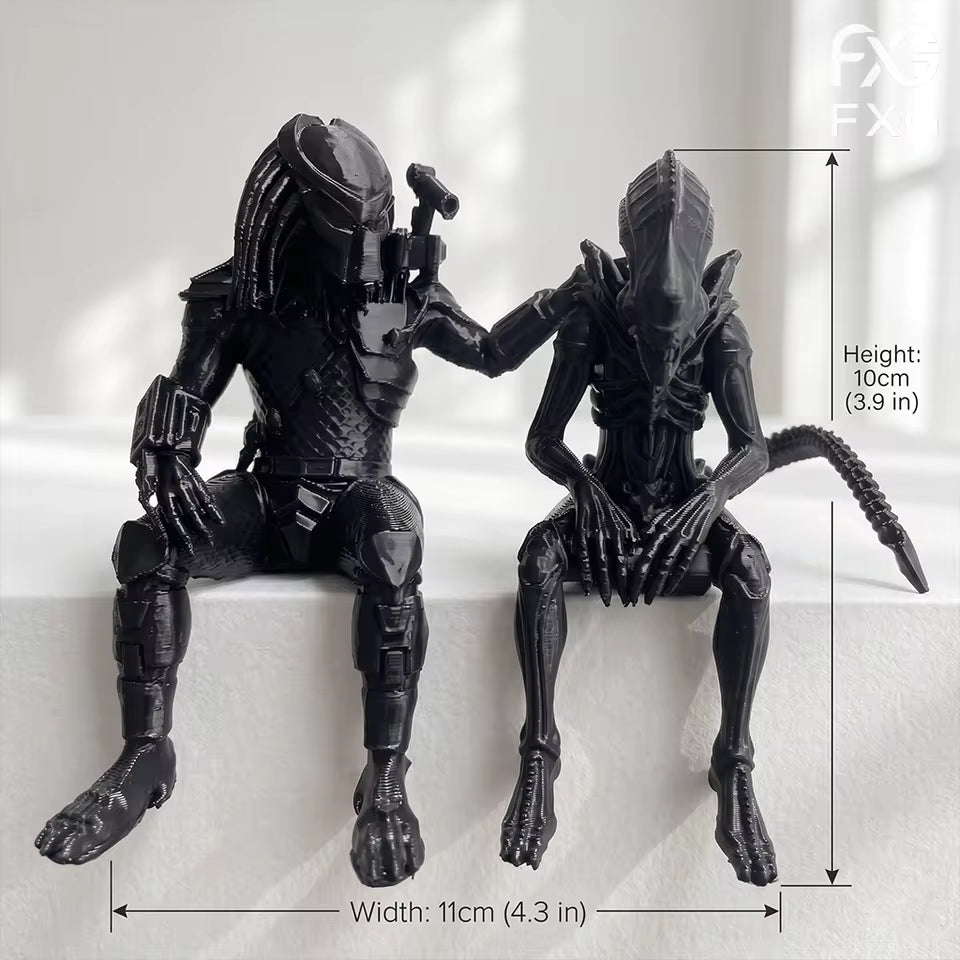 Sci-Fi Alien Creature Figurine Ornament, Office Desk Supplies, Dark Sci-Fi Style Desk Decor Accent