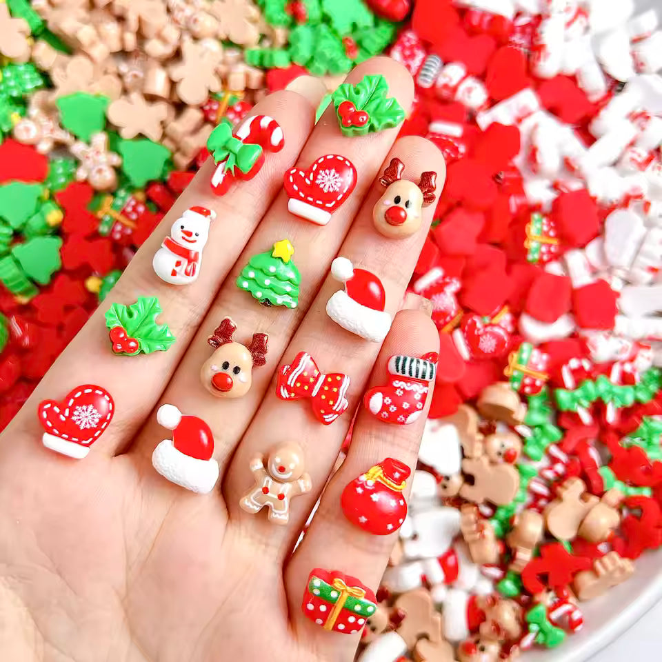Mixed 20PCS Kawaii Painted Snowman Gloves Resin Nail Charms 3D Cartoon Reindeer Gift Box Nail Art Decorations DIY Christmas Nail Parts