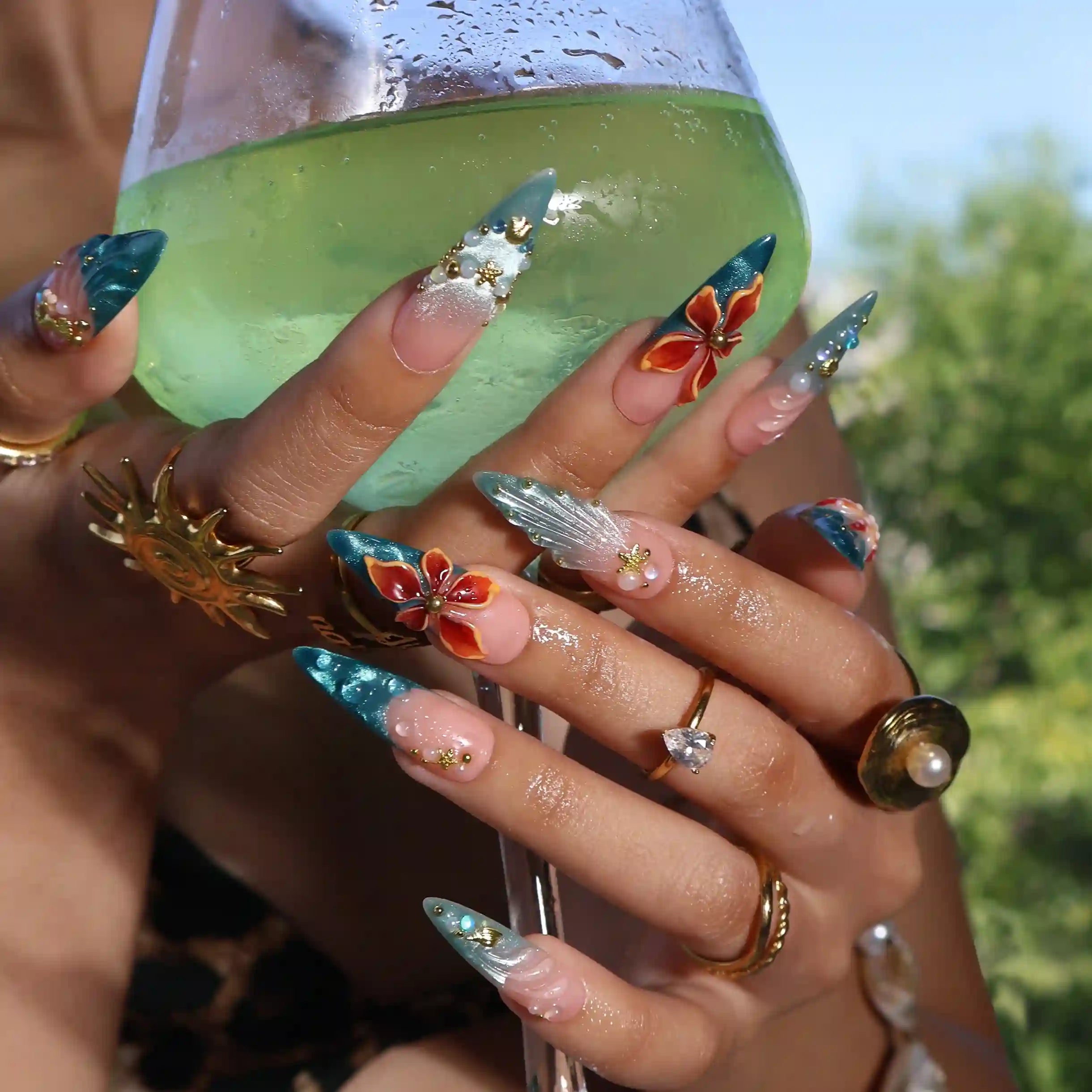 Abyssal Fake Nails