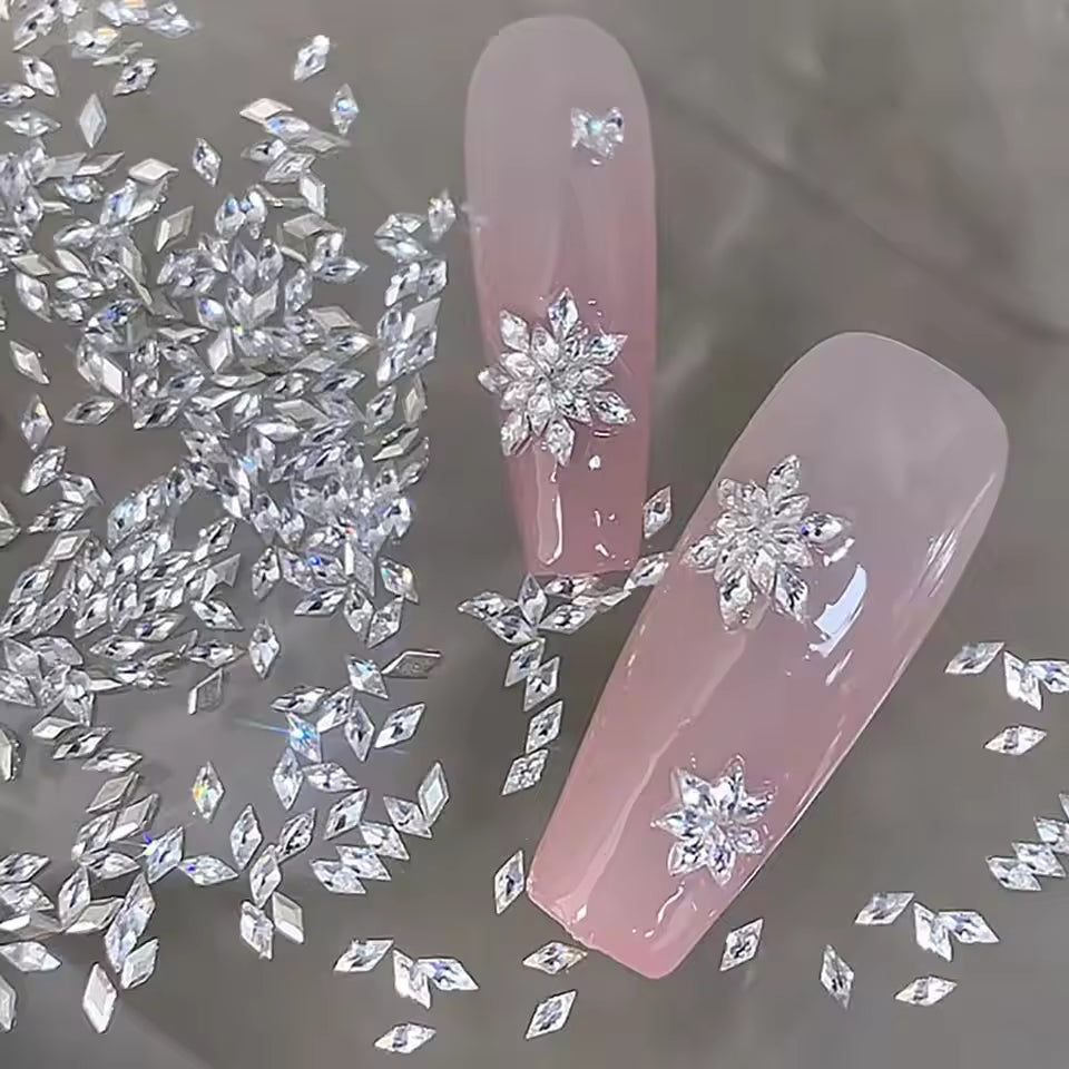100PCS Mini Rhombic Zircon Rhinestone Nail Charms